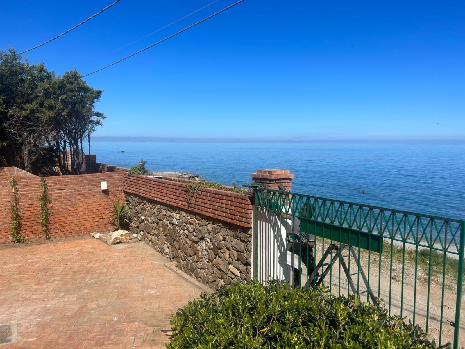 Villa Amalia Sul Mare Messina Ngoại thất bức ảnh